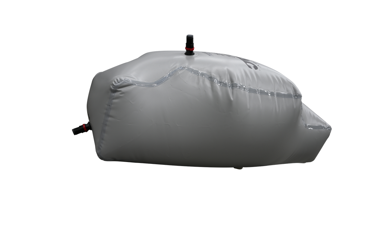 MALIBU REAR 2025 MXZ24 PNP KIT: Gray inflatable bladder, black valves, quick connect.